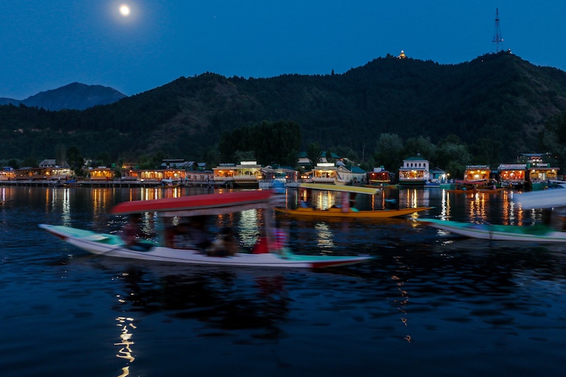 Kashmir houseboats